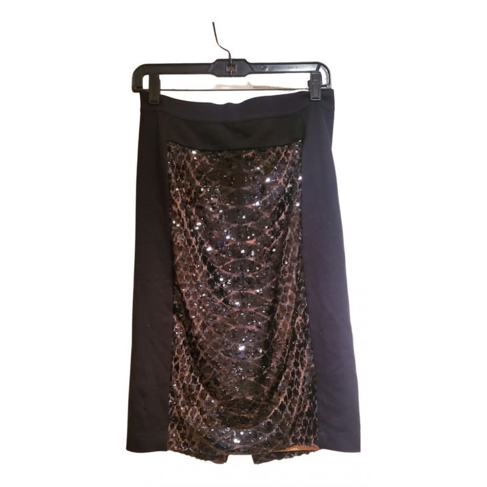 BCBGMAXAZRIA MEDIUM SIZE